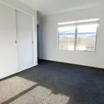 Rent 3 bedroom apartment in Kingston