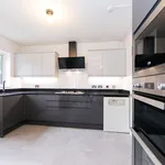 Rent 5 bedroom house in Leeds