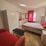 Rent 3 bedroom apartment in Valencia