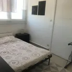 Appartement de 59 m² avec 3 chambre(s) en location à Villeurbanne