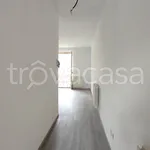 Affitto 2 camera appartamento di 60 m² in Novara