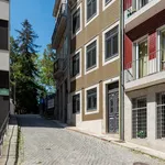 Rent 1 bedroom apartment in Porto