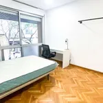 Rent a room of 100 m² in barcelona