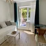 Pronajměte si 1 ložnic/e byt o rozloze 27 m² v Prague