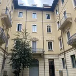 Rent 6 bedroom apartment of 290 m² in Milano