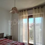 Rent 2 bedroom apartment of 70 m² in Dormelletto