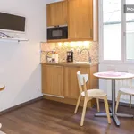 Appartement de 17 m² avec 1 chambre(s) en location à Paris