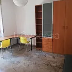 Rent 4 bedroom apartment of 100 m² in Milano