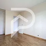 Rent 4 bedroom apartment of 101 m² in Puteaux