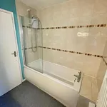 Rent 2 bedroom flat of 74 m² in Leicester