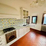 Rent 8 bedroom apartment of 300 m² in Firenze