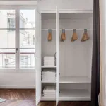 Appartement de 65 m² avec 2 chambre(s) en location à paris