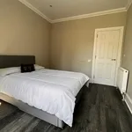 Rent 2 bedroom flat in Glasgow