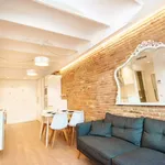 Rent 1 bedroom apartment of 60 m² in Barcelona