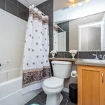 Maison de 1345 m² avec 3 chambre(s) en location à Calgary