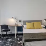 Rent 8 bedroom apartment in Valencia