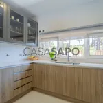 Rent 3 bedroom house of 160 m² in Almada