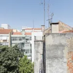 Rent 5 bedroom apartment in Lisbon