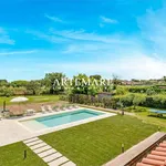 Rent 8 bedroom house of 180 m² in Pietrasanta