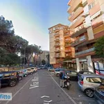 Rent 4 bedroom apartment of 100 m² in Rome