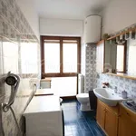 Rent 4 bedroom apartment of 100 m² in Milano