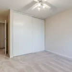 Appartement de 1216 m² avec 3 chambre(s) en location à Edmonton