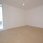 Flat to rent in High Street, Reading RG1