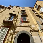 Rent 1 bedroom apartment of 90 m² in Napoli