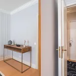 Rent 1 bedroom apartment of 50 m² in lisbon