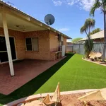 Rent 3 bedroom house of 472 m² in nickol 