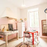 Rent a room of 100 m² in rome