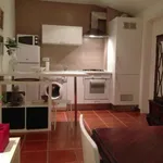 Rent 3 bedroom apartment in Lisbon