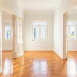 Rent 3 bedroom apartment of 180 m² in Lisbon