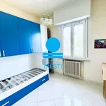 Rent 4 bedroom apartment of 90 m² in Pesaro