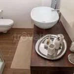 Rent 2 bedroom apartment of 60 m² in Milano