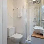 Rent 4 bedroom apartment of 120 m² in porto