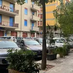 Affitto 4 camera appartamento di 130 m² in Palermo