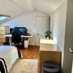 Rent 3 bedroom apartment of 110 m² in lisbon