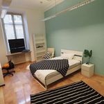 Rent a room in Torino