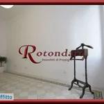 Rent 3 bedroom apartment of 100 m² in Milan