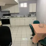 Rent 2 bedroom apartment of 84 m² in Richmond Hill (Doncrest)