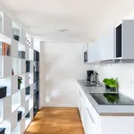 Rent 3 bedroom apartment of 90 m² in Prague