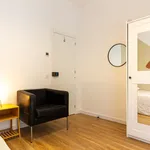 Rent 4 bedroom apartment of 10 m² in Barcelona