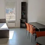 Rent 2 bedroom apartment of 32 m² in Nîmes