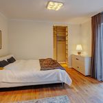 Miete 4 Schlafzimmer wohnung von 188 m² in Munich