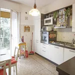 Rent 7 bedroom apartment of 105 m² in Genova