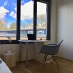 Rent 5 bedroom apartment of 90 m² in Berlin