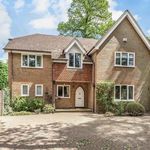 Rent 5 bedroom house in South East England