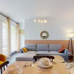 Rent 3 bedroom apartment of 9 m² in Bordeaux