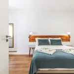 Rent 2 bedroom apartment of 75 m² in Lisbon